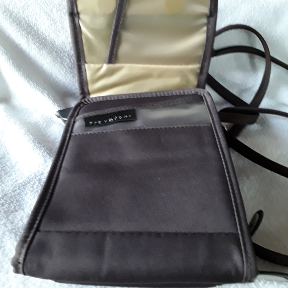 Travelon mini travel wallet/purse😀😀😀 - Picture 3 of 7